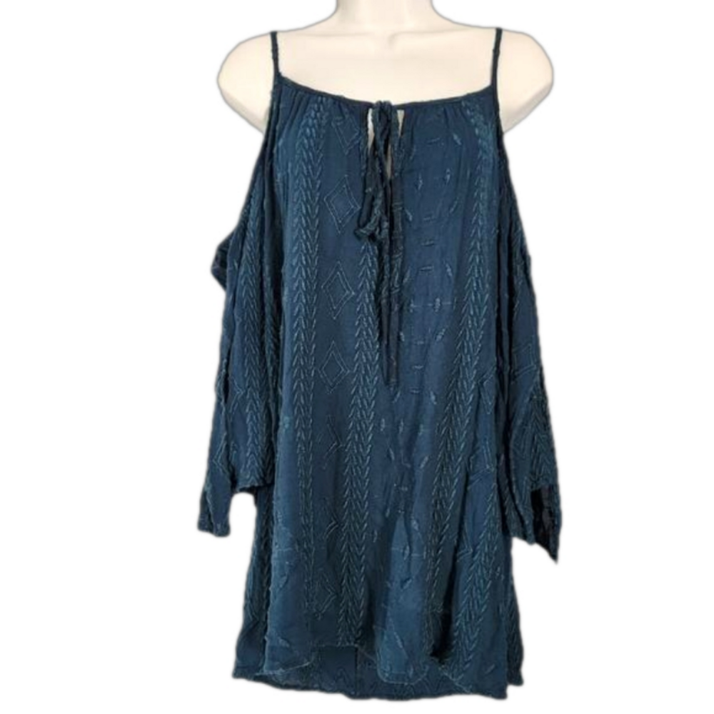 Audrey 3+1 Cold-shoulder top